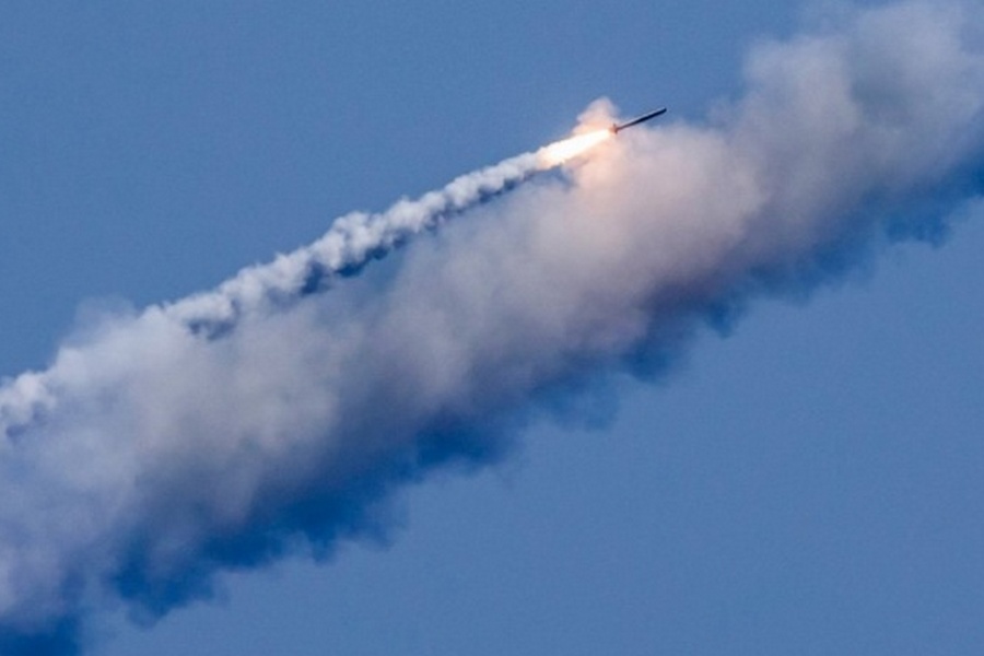 Чи є у ворога ресурс, щоб обстріляти Україну з моря і скільки є часу, щоб заховатися від таких ракет