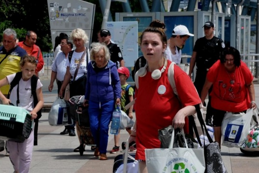 В яких країнах українським біженцям скасовують безплатне житло і медицину