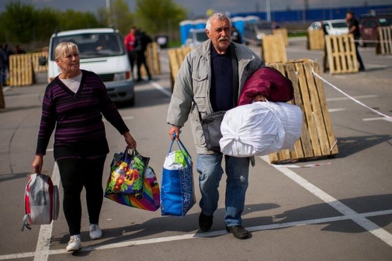 Грошові виплати українцям під час війни - що зміниться для ВПО з 1 вересня