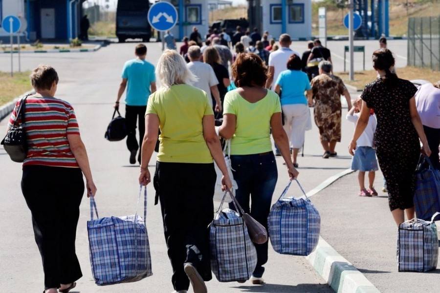 Право на виплату допомоги ВПО: кого можуть позбавити грошей під час війни