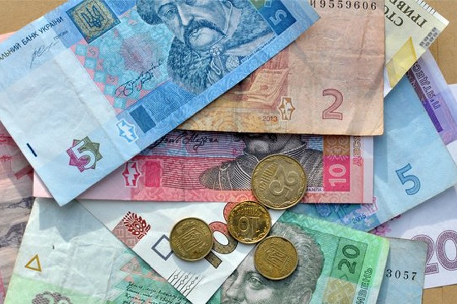 Українці із понаднормовим стажем роботи, мають право на щомісячну доплату до пенсії: як її розраховують