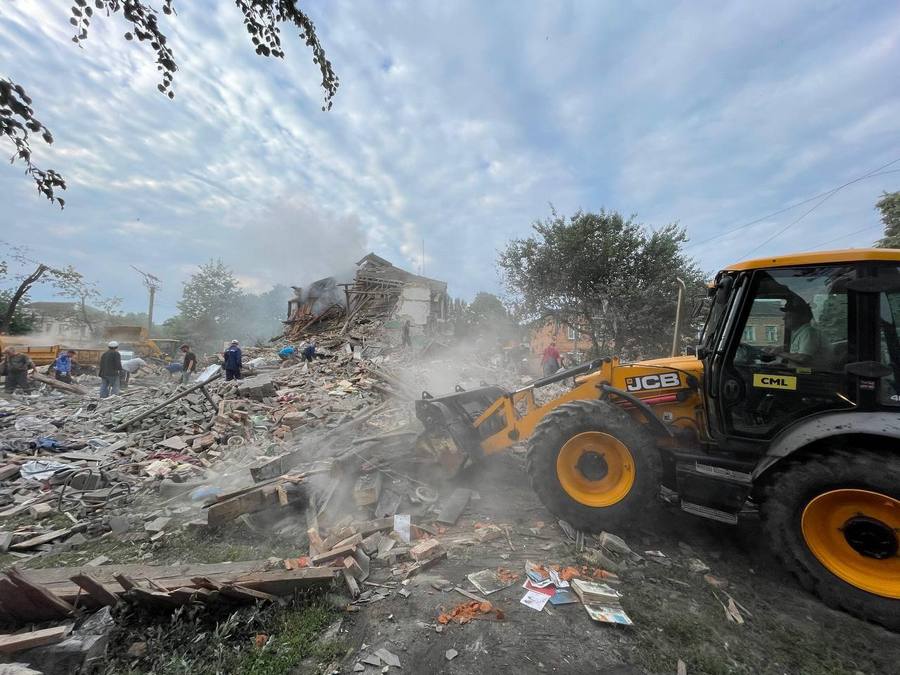 Який податок не повинні платити власники пошкодженого майна