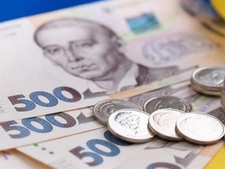 7000 гривень на дітей - хто і де може отримати допомогу