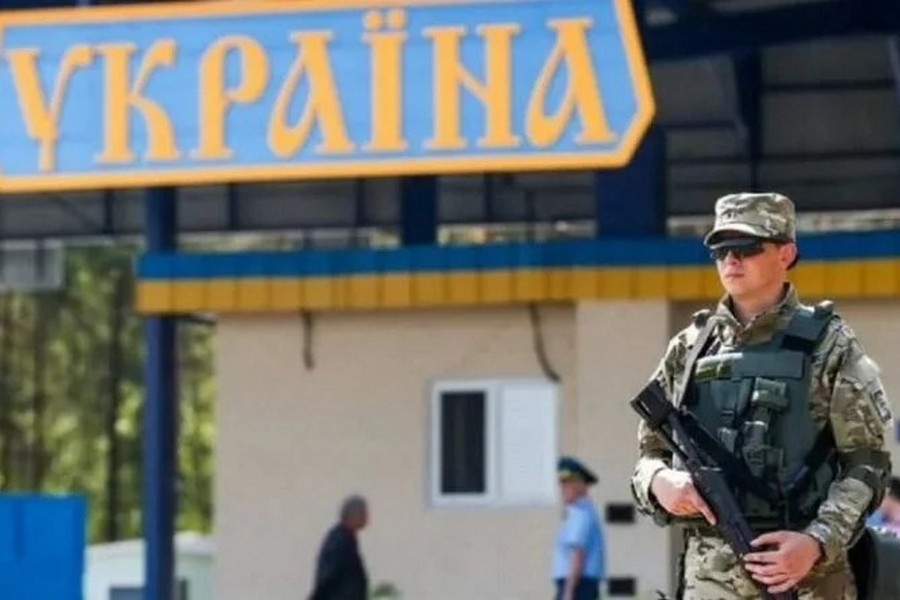 Хто з військовозобов'язаних не зможе виїхати за кордон за програмою «єВідрядження»