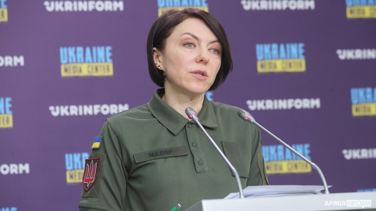 Названо спеціальності жінок, які потрібні армії - перелік