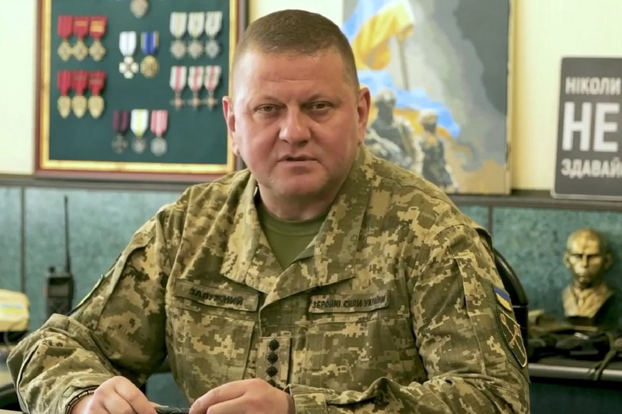 Чи можливий наступ на Дніпро та Кривий Ріг – Валерій Залужний
