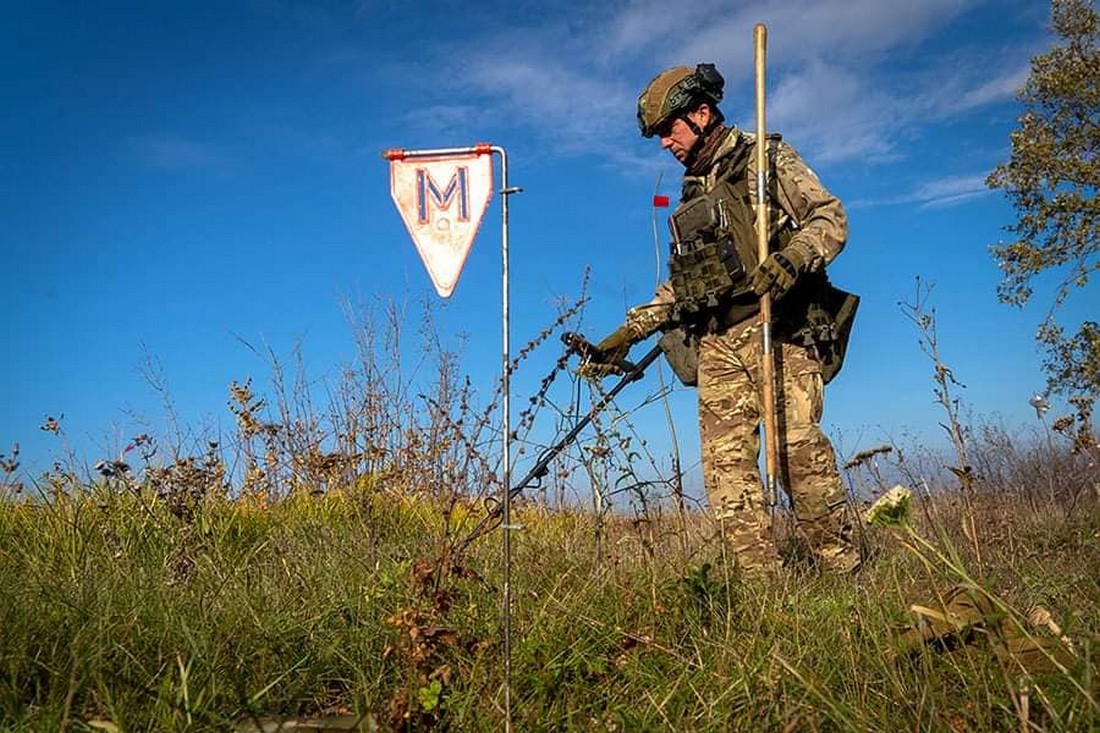 Мінус 400 окупантів, два гелікоптера, три пункти управління – війна в Україні 23 жовтня