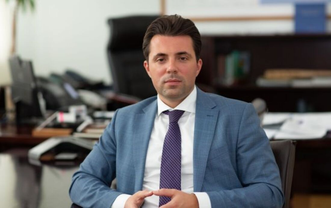 Чому не завжди світло відключають за графіком