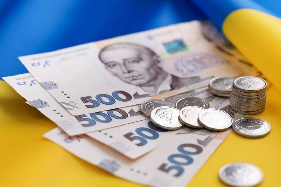 До 2023 року зросте мінімальна зарплата вчителів в Україні - коли і на скільки