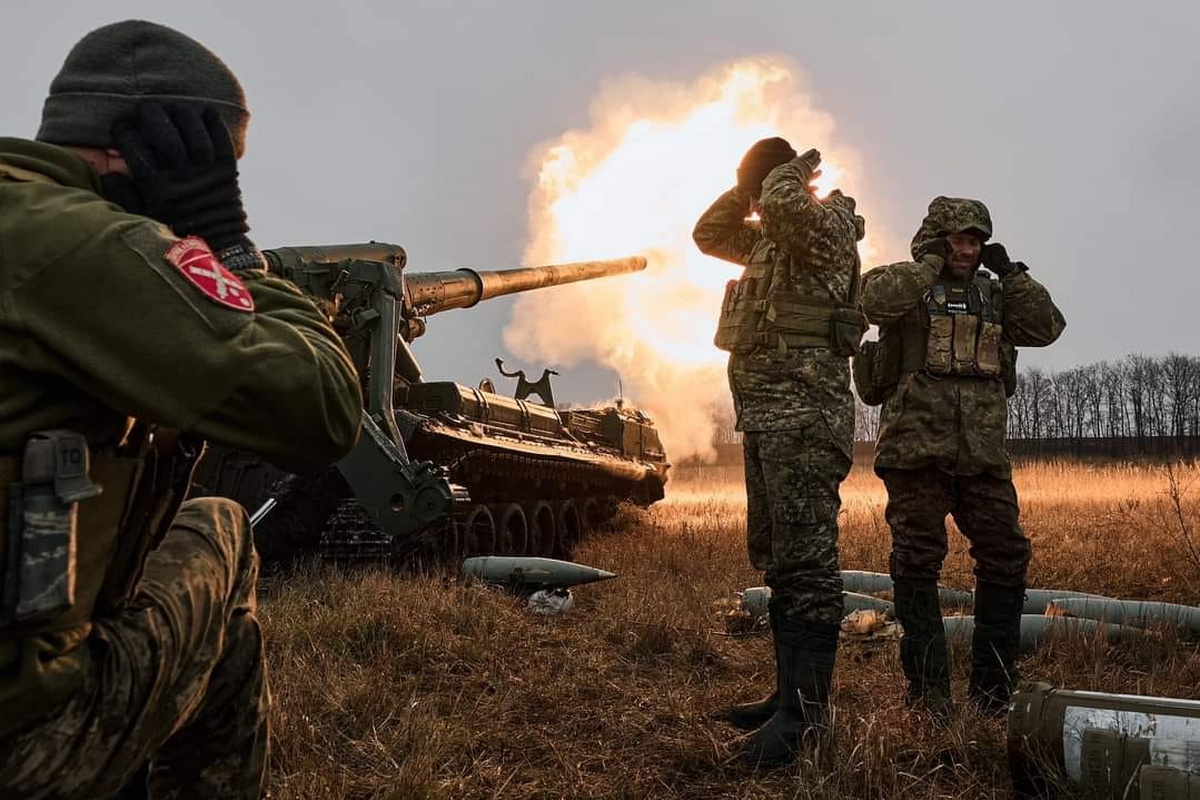 Ворог наступає на трьох напрямках, у Василівці комендантська година на тиждень - війна в Україні 25 грудня