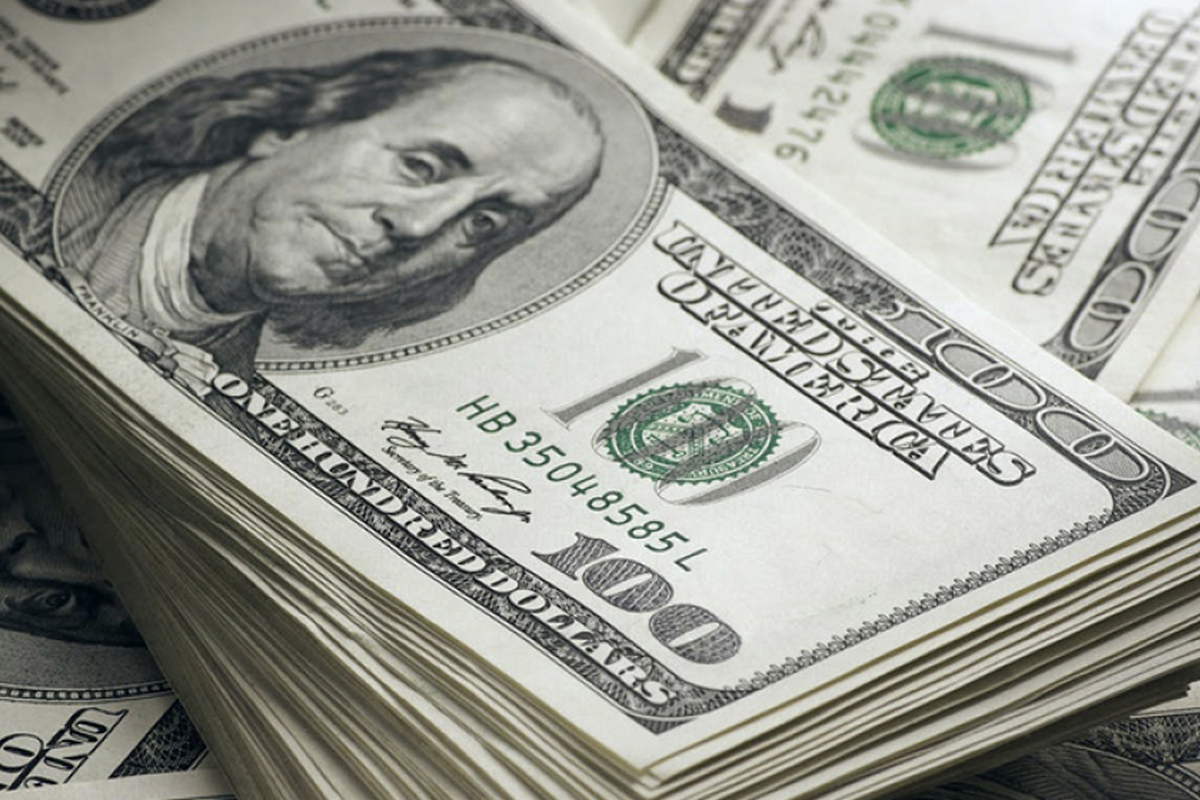 Допомога від США українським родинам – хто і як може отримати 1000 доларів