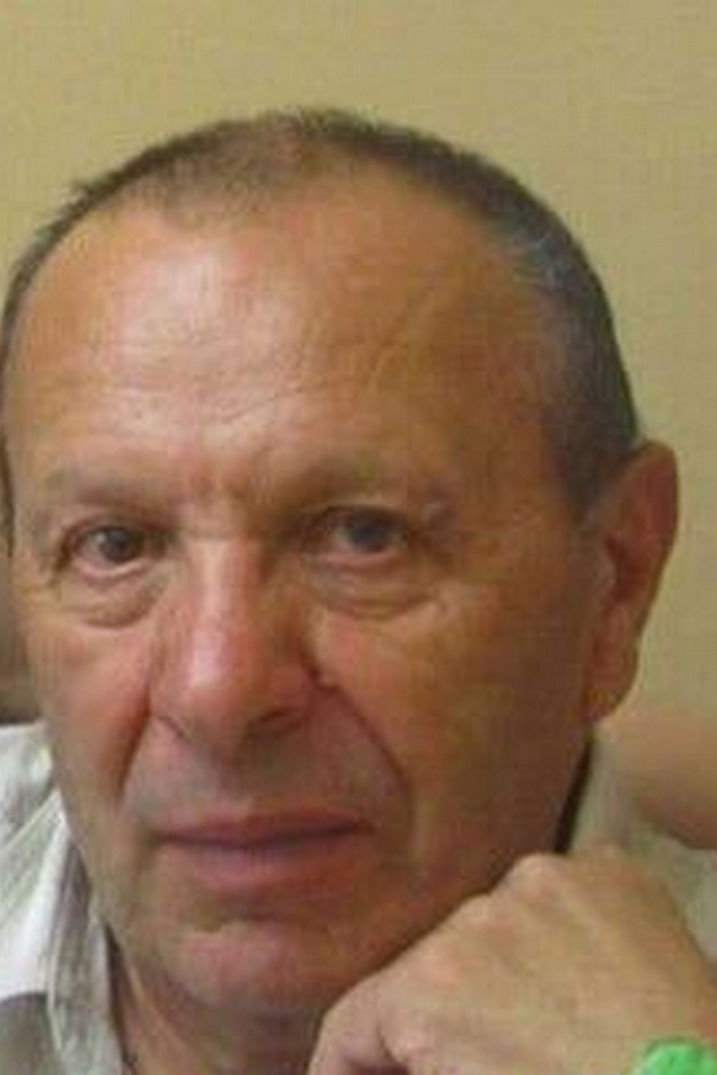 У Брянську затримали 78-річну українку, яка нібито вивозила мікросхеми у термосі з компотом