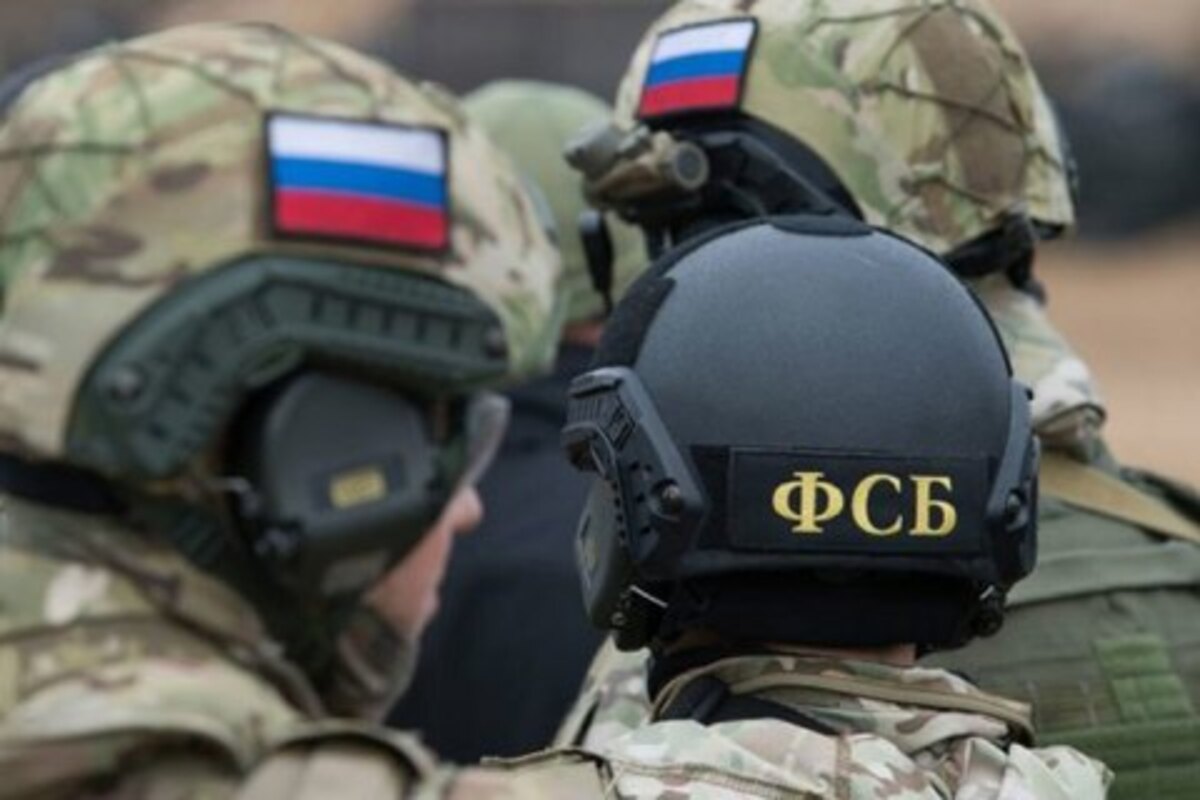 Українську пенсіонерку заарештували у Росії начебто через мікросхеми для створення зброї