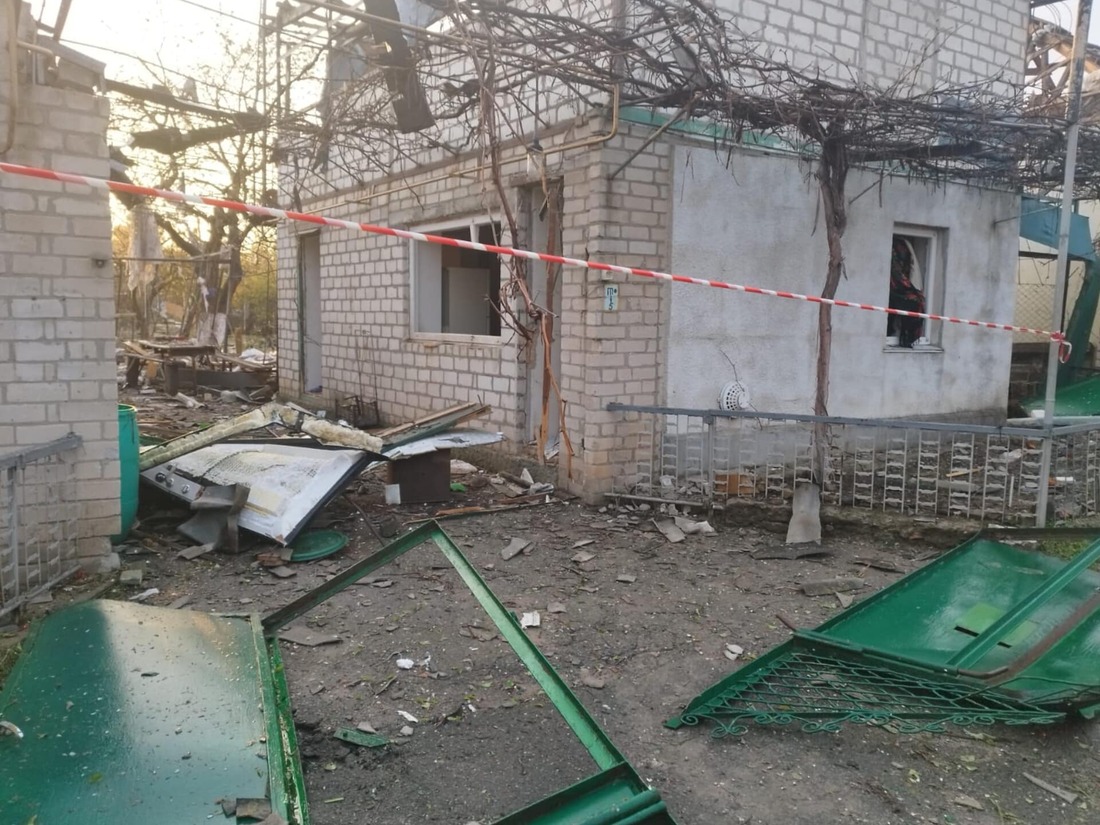 РФ обстріляла Миколаїв «Калібрами»: ракета влучила у багатоповерхівку, є загиблі та багато поранених (фото)