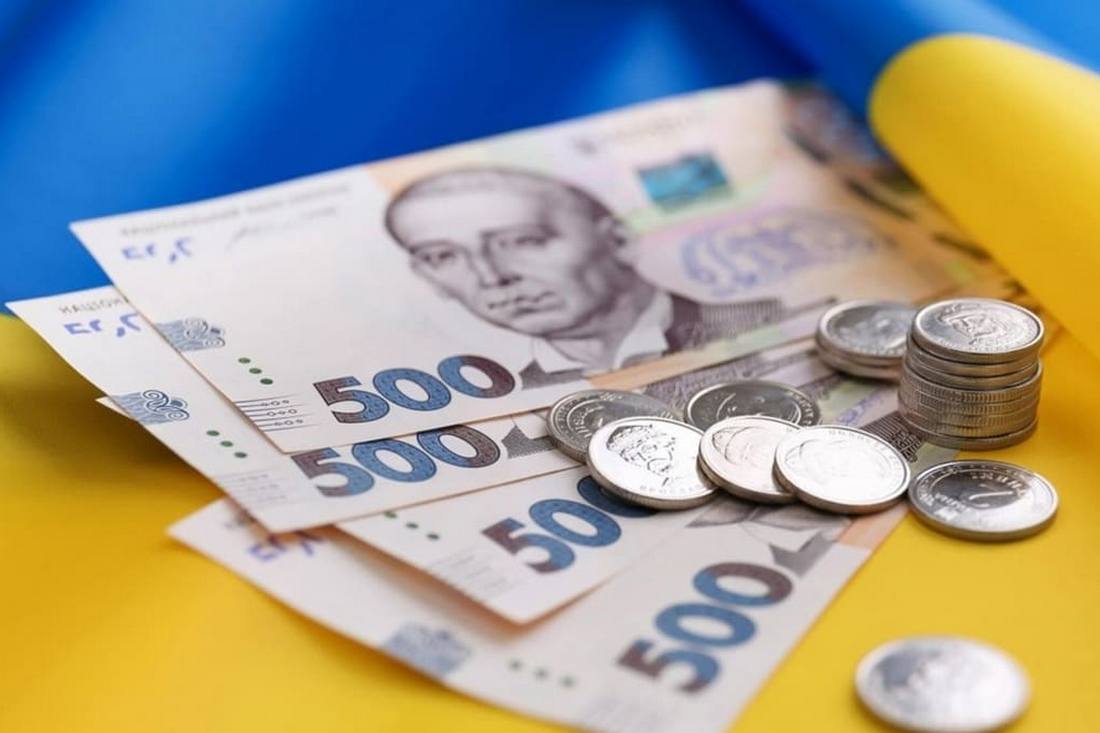 В Україні хочуть підвищити зарплату деякій категорії громадян - кого торкнеться
