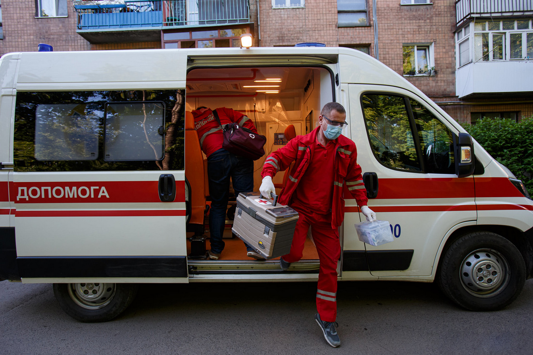 У яких випадках варто викликати швидку медичну допомогу НСЗУ