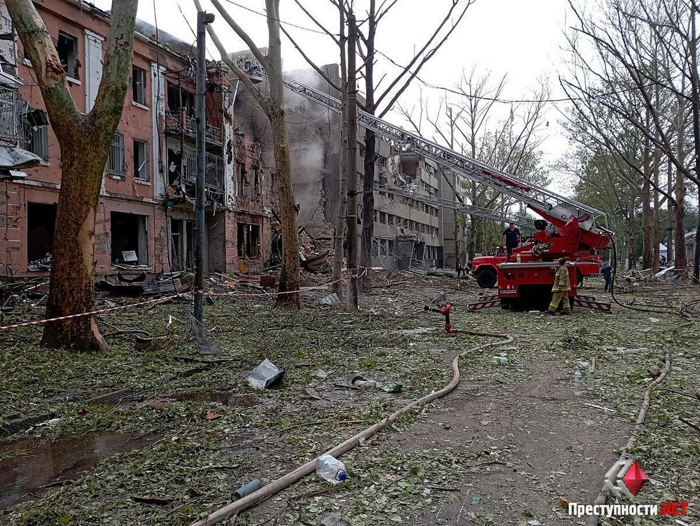 фото наслідків удару по Миколаєву в ніч на 20 липня