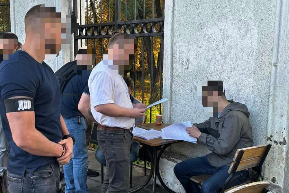 Гроші отримували, але не служили: депутатів Київради підозрюють в ухиленні від військової служби (фото)