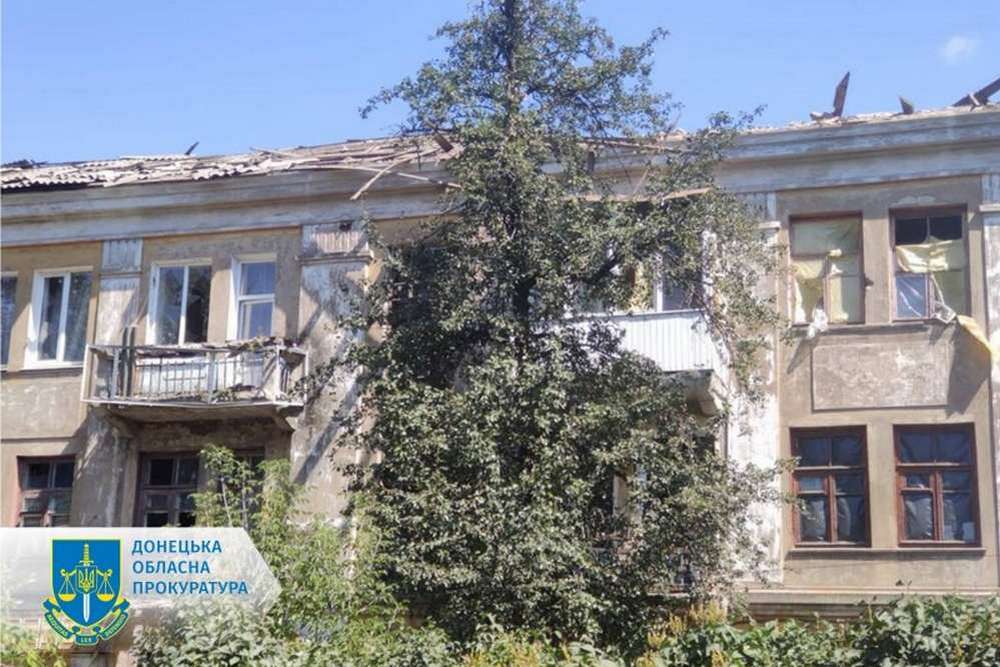 Окупанти обстріляли Пункт незламності в місті Часів Яр є поранені