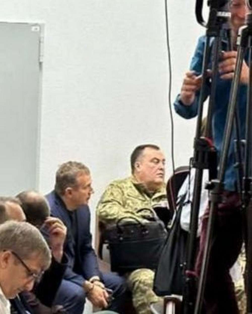 Суд над Коломойським 25 вересня: що вирішив і хто прийшов підтримати олігарха