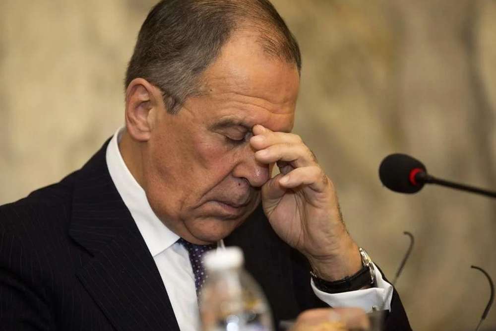 З зараженим могли контактувати Лавров і Захарова