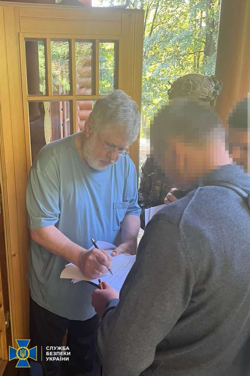 Коломойському повідомили про підозру за матеріалами СБУ (фото)