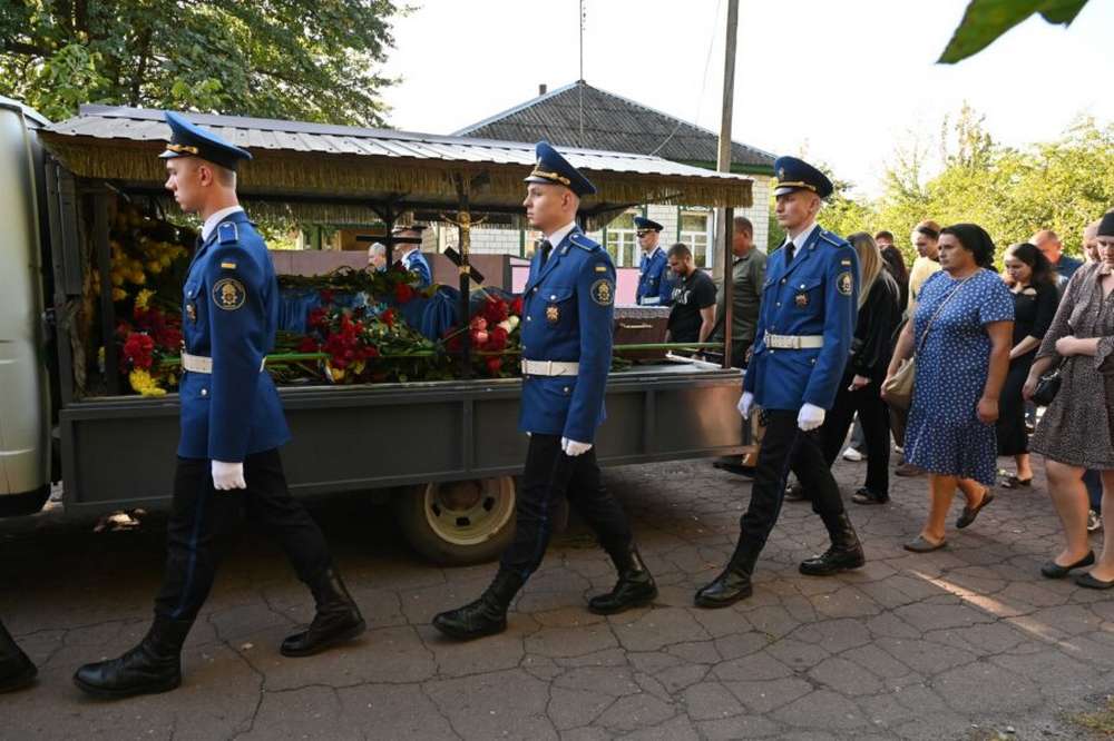 На війні загинув 21-річний син голови Ніжинської РВА – він був командиром взводу