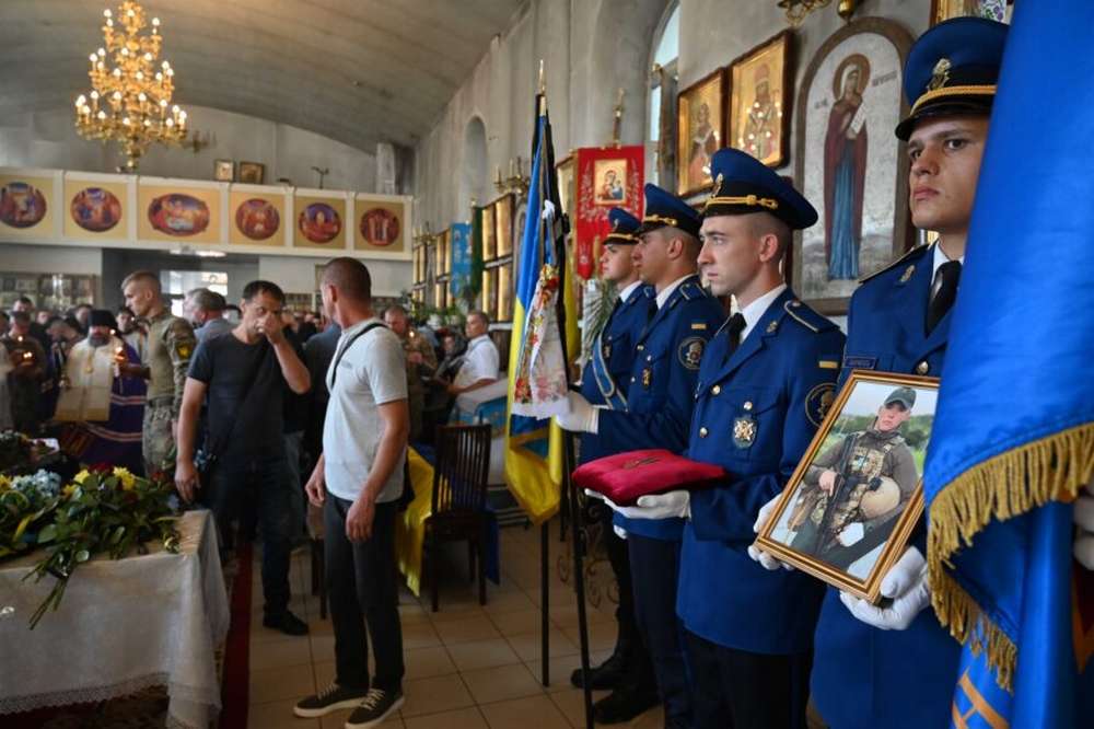 На війні загинув 21-річний син голови Ніжинської РВА – він був командиром взводу
