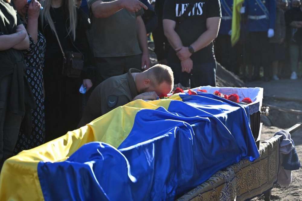 На війні загинув 21-річний син голови Ніжинської РВА – він був командиром взводу