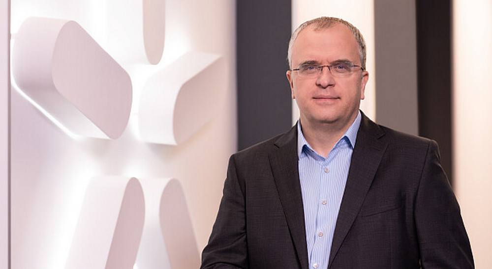 Олександр Комаров