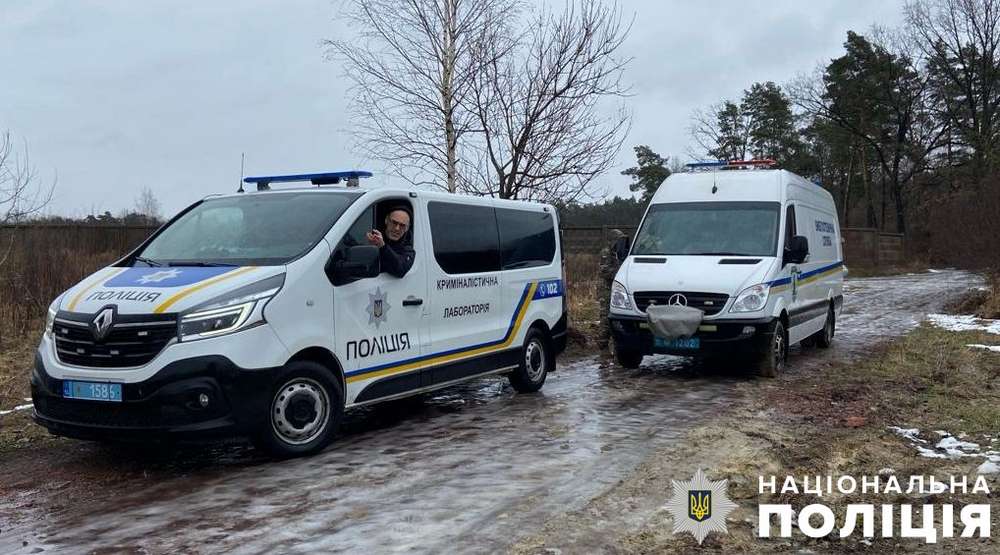 На Львівщині стався вибух біля кладовища – двоє поранених (фото, відео)