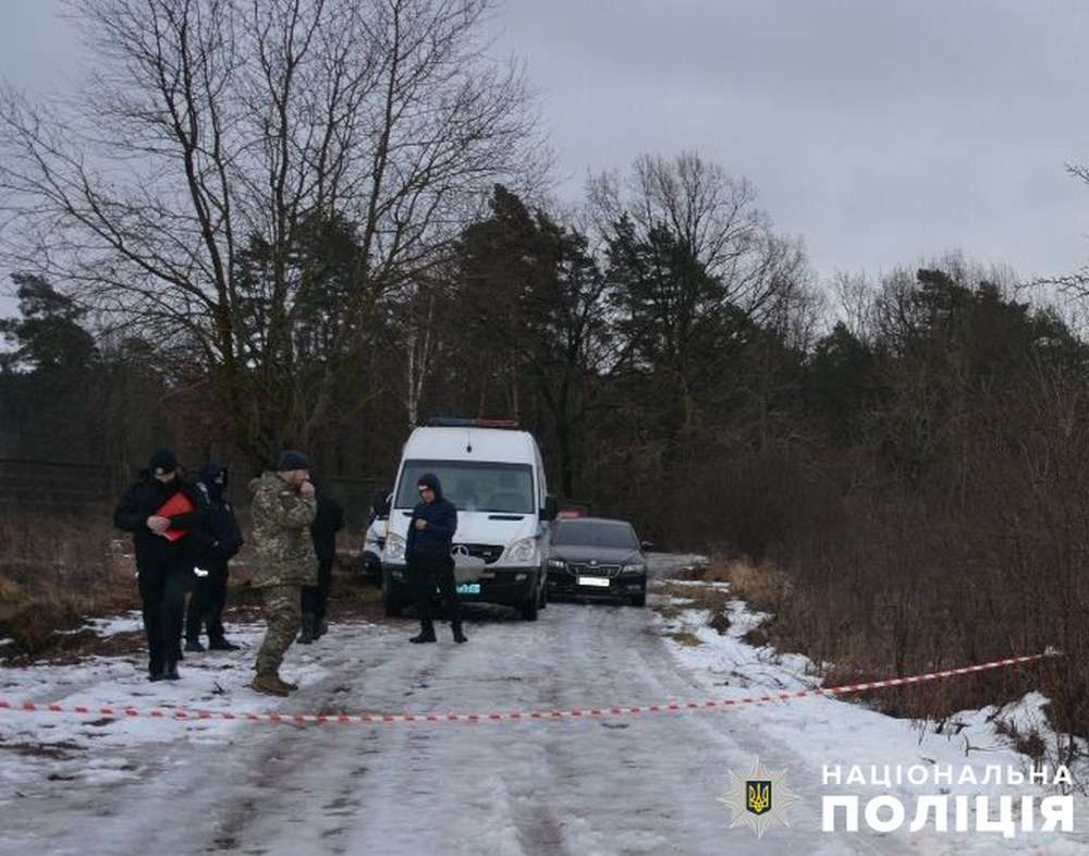На Львівщині стався вибух біля кладовища – двоє поранених (фото, відео)