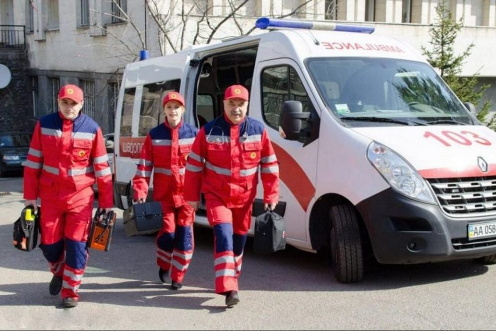 Екстрена медична допомога – як правильно викликати «швидку» і що потрібно казати диспетчеру