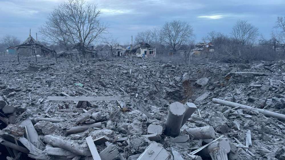 Наслідки обстрілів Покровського району: фото