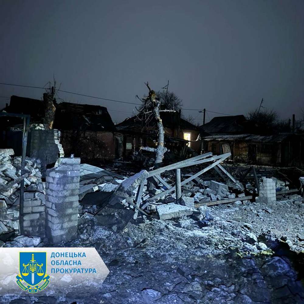 Окупанти вбили жінку і поранили 11-річного хлопчика на Донеччині сьогодні