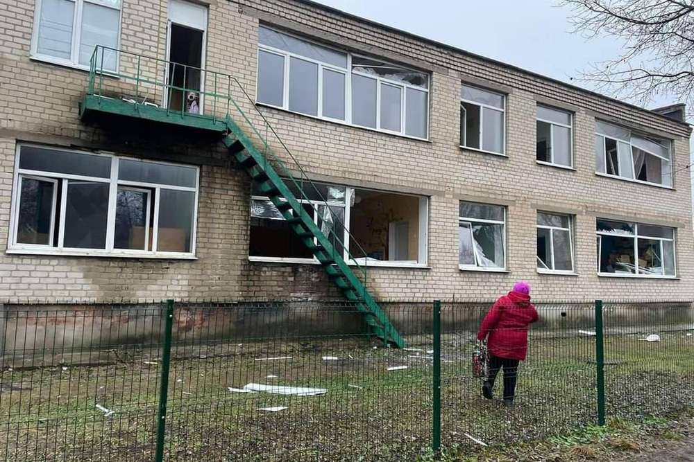 Нічна повітряна атака 27 січня: ворог запустив шахеди і ракету – що відомо