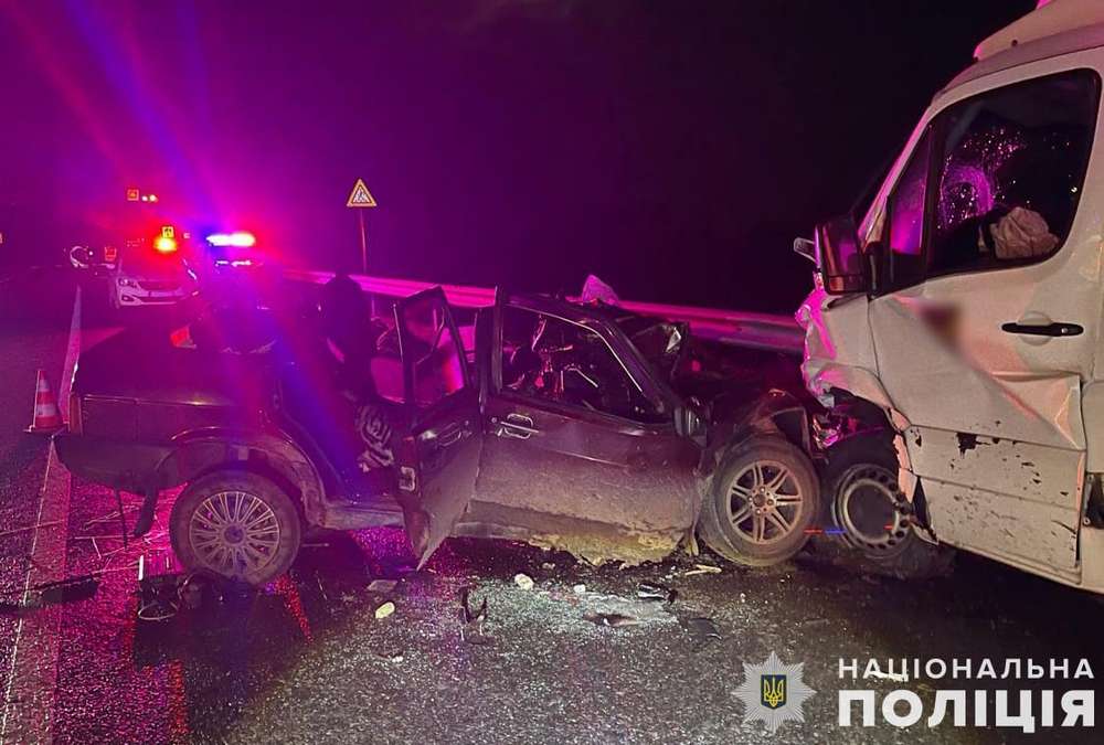 П’яний водій врізався у бус місії «На щиті»: троє загиблих в ДТП на Львівщині