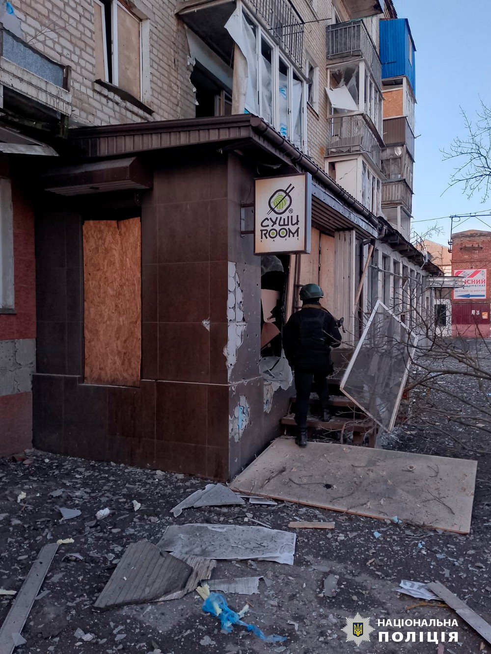 Пролунало 30 вибухів: окупанти масовано обстріляли Вовчанськ