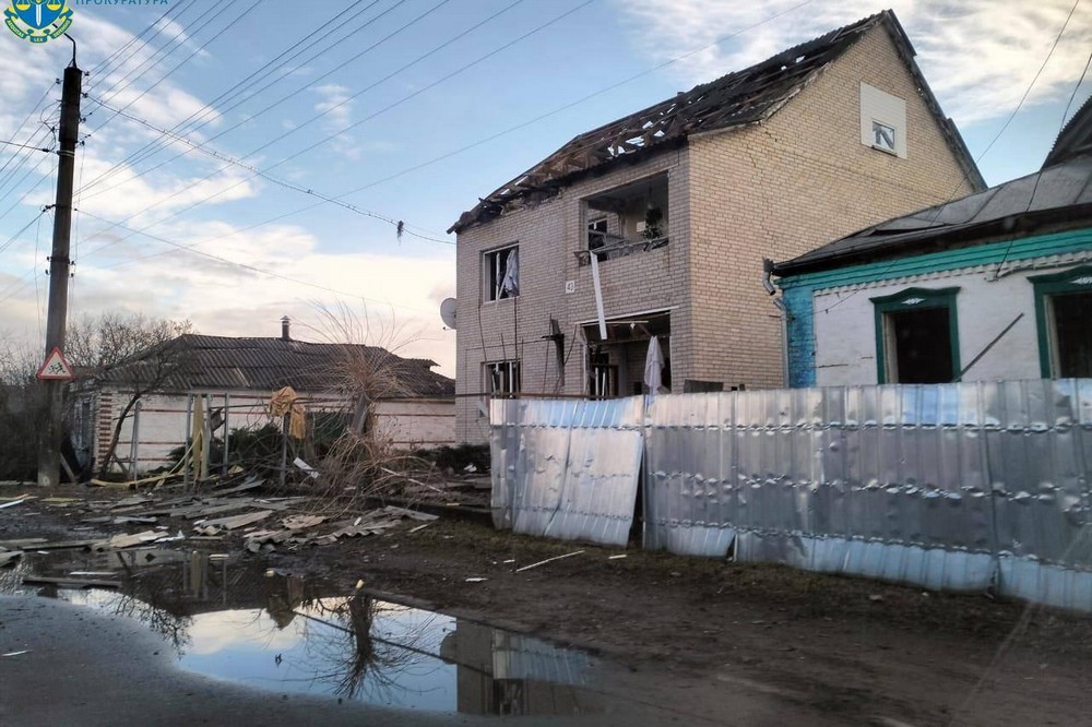 У Великій Писарівці окупанти вбили шкільного працівника, багато руйнувань