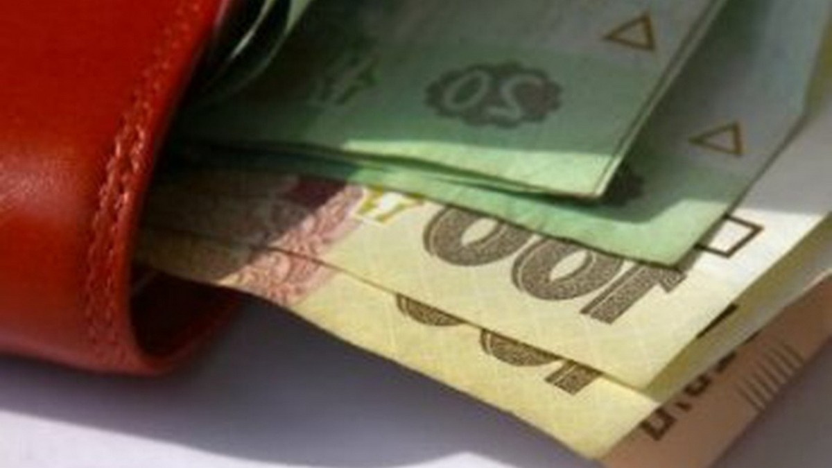 Доплати пенсіонерам в зоні бойових дій продовжили: стало відомо, на скільки