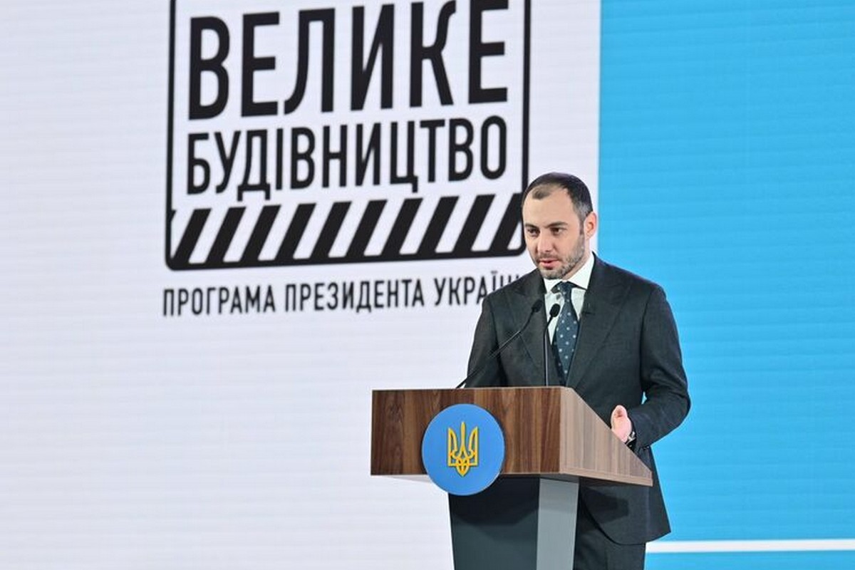«Бо все перебуває в критичному стані»: Рада звільнила Кубракова з посади віцепрем’єра з відновлення України