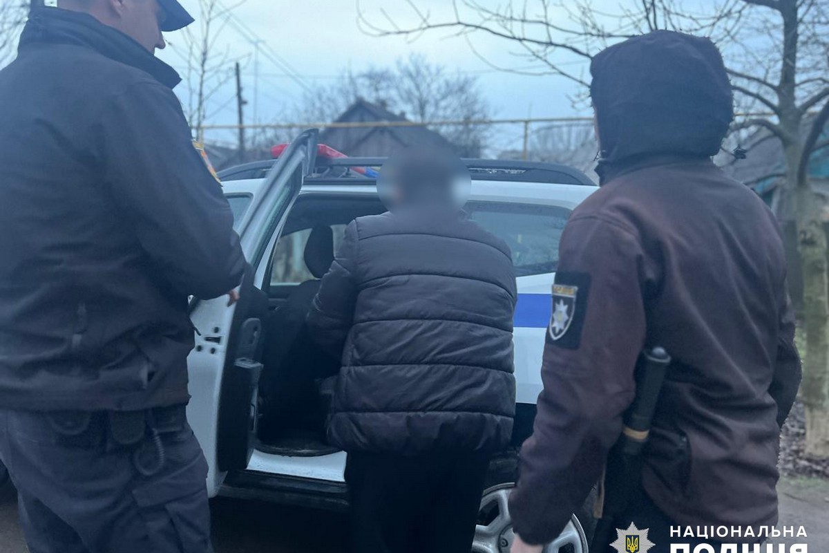На Одещині 57-річний водій шкільного автобусу ґвалтував та розбещував дітей