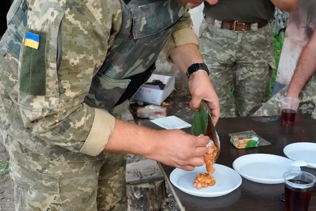 Українських військових будуть годувати за новими правилами - Міноборони