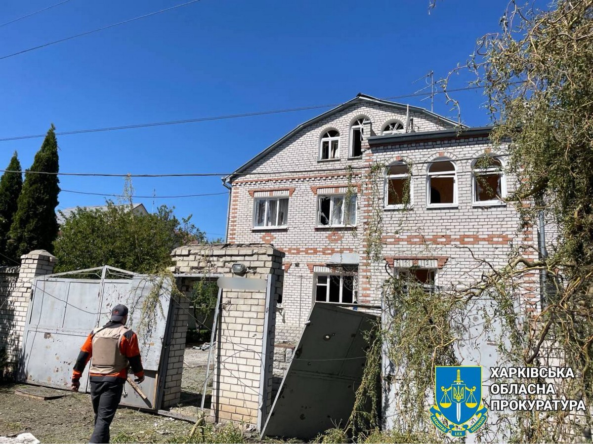 Фото наслідків удару по Харкову
