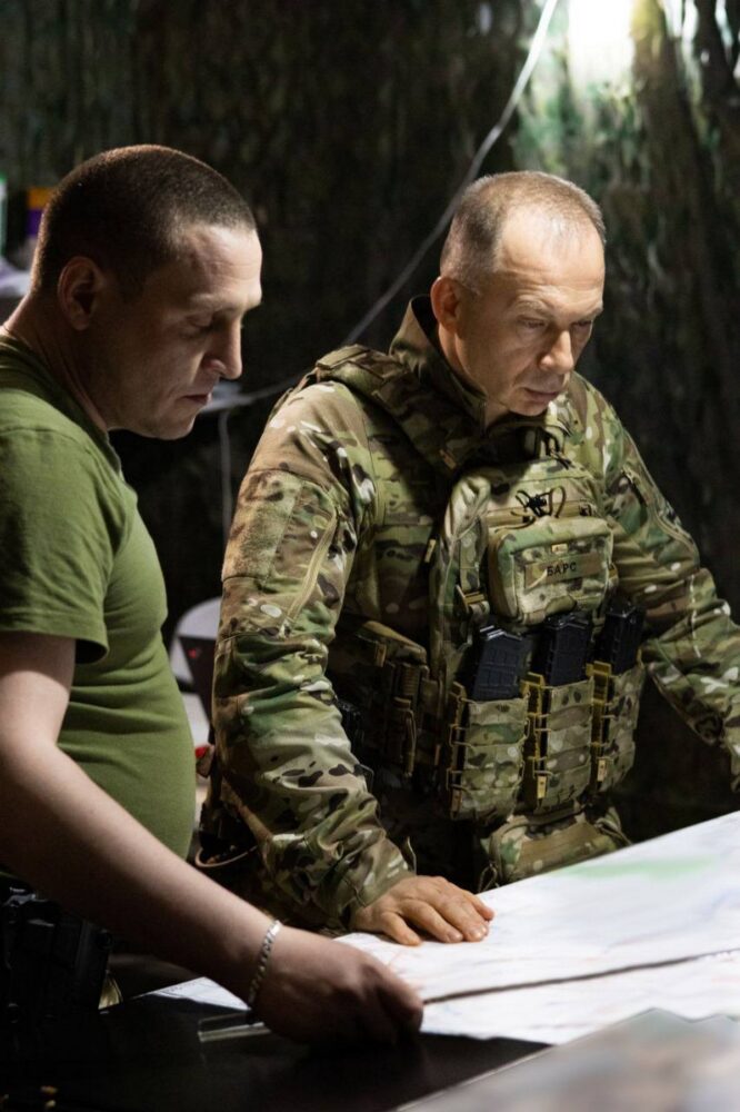 Ситуація на фронті складна: Сирський розповів, на які два міста націлився ворог