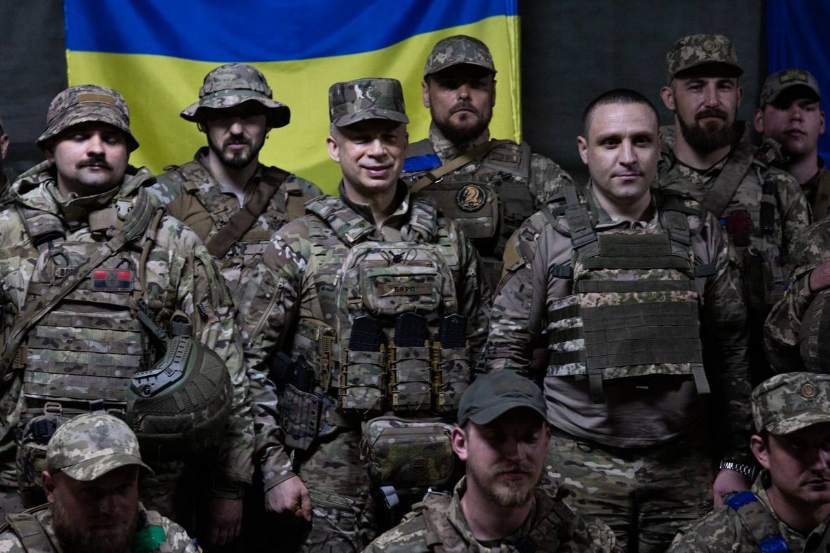Ситуація на фронті складна: Сирський розповів, на які два міста націлився ворог