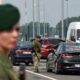 Виїзд за кордон чоловіків з інвалідністю – які документи потрібні крім довідки