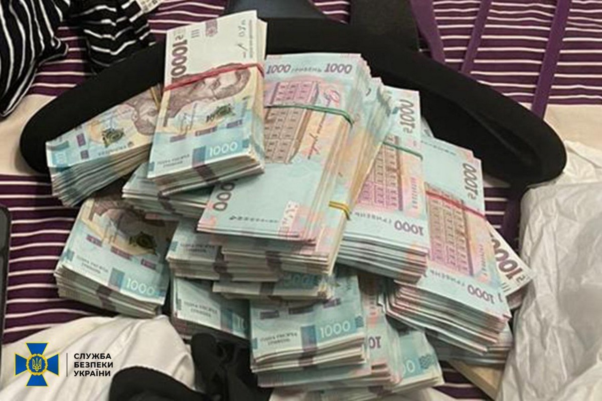 Колишній нардепці загрожує 12 років: «заробляли» на ухилянтах до 100 000 доларів на місяць