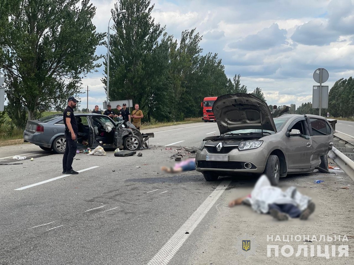 Смертельна ДТП на трасі Дніпро-Запоріжжя: двоє загиблих і двоє травмованих