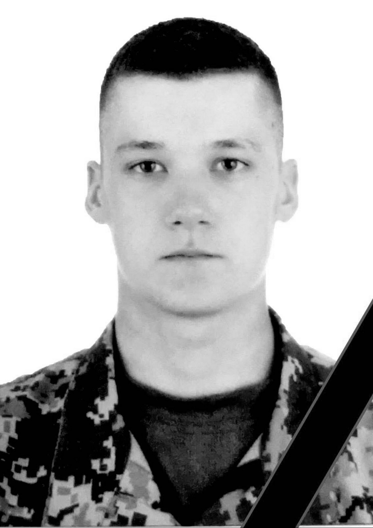Екіпірування набирало воду і потягнуло на дно: 22-річний курсант потонув під час тренування